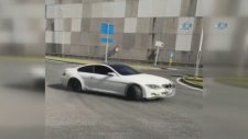 Drift Yapmak İçin Yolu Kapatan Trafik Magandası
