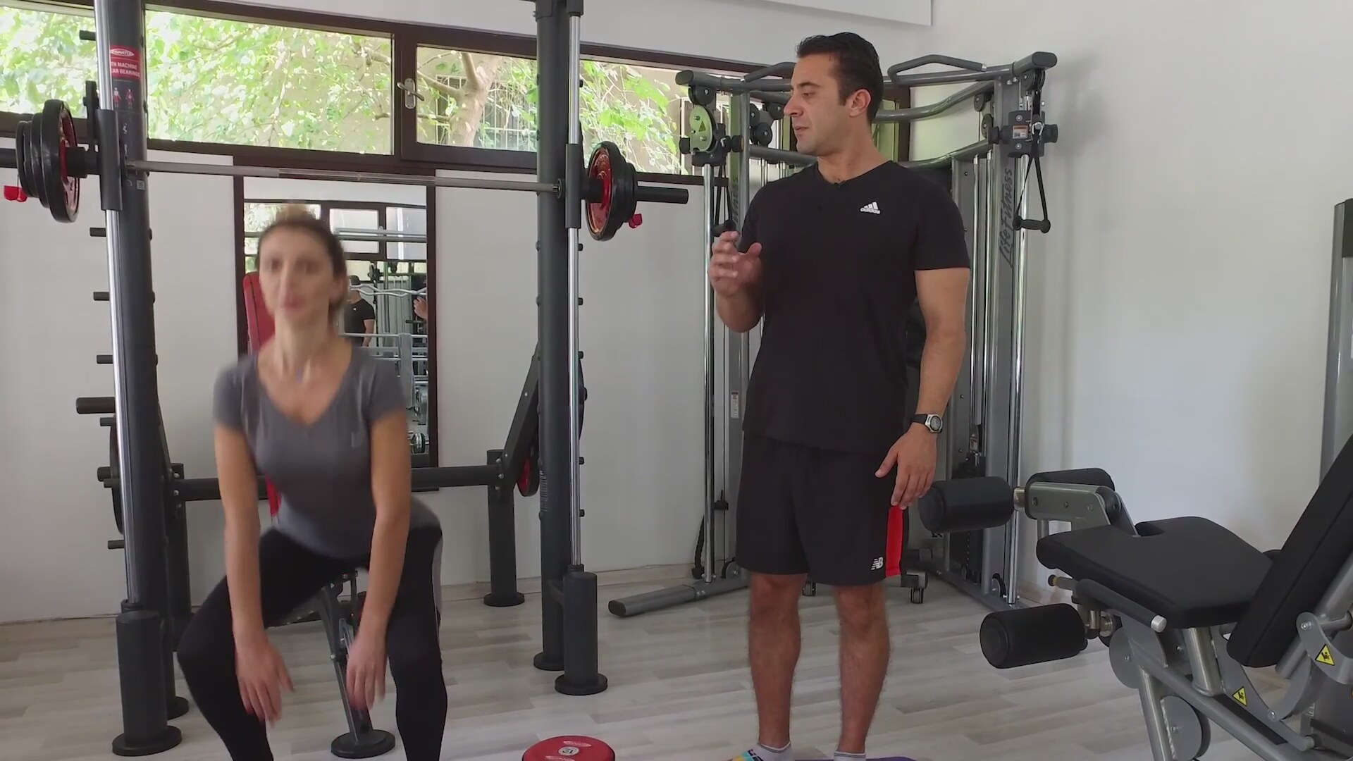 Squat Nasıl Yapılır Squat Nasıl Yapılır