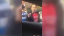Oyuncak Silah ile Polise Ehliyet Ruhsat Soran Çocuklar
