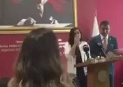Baro Başkanının Kadın Avukatı Kürsüden İtmesi