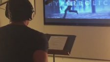 Hugh Jackman'ın Wolverine'i Seslendirirken Kendinden Geçmesi