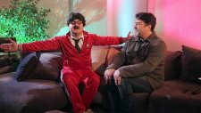 Evlenemeyen Beyaz, Eşofmanlı Şevket Hoca'ya Danıştı! (Beyaz Show - 10 Mart 2017)