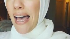 Meryem Uzerli'nin Tesettüre Girmesi