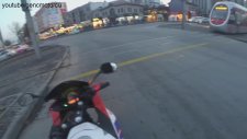 Tramvay Makinisti ile Tartışan Motorcu