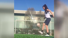 Ronaldinho'ya Taş Çıkartan Kadın