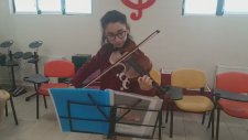 Müzik Keman Dersi İzmir Çiğli Mektebim Okulu Sinem Varlıklı Öğretmen Berk Ünvermiş