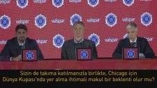 Futboldan bihaber gazeteci! Dünya Kupası mı?