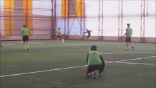 3 Nisan Halı Saha Maçı 4-4 Kıran kırana Başa baş Çok çetin bir maç oldu Yenişemedik