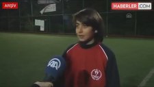 Suriyeli 13 Yaşındaki Futbolcu, 14 Yaş Altı Milli Takıma Seçildi
