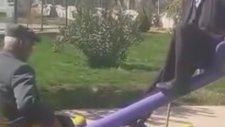 Dedelerin Tahterevalli ile İmtihanı