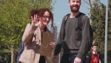 Sürprizli El Tutma Deneyi - Sosyal Deneyi