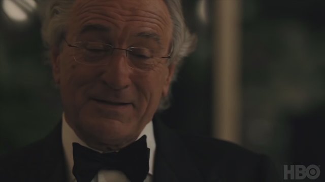 The Wizard Of Lies (2016) Fragman