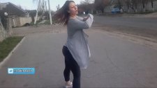Yol Kenarında Twerk Yaparak Kazaya Sebebiyet Vermek