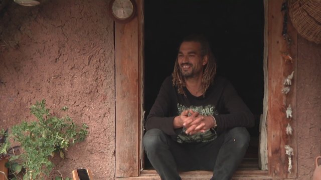 Başka (Alternative) Fragman