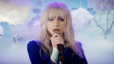 Paramore - Hard Times