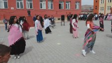 23 NİSAN DİYADİN HİNT DANSI