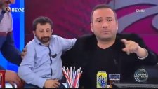 Köksal Babanın Beyaz Futbol'u Ziyaret Etmesi