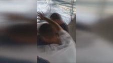 Milyonlarca Kişinin Paralarını Çalan Dolandırıcıların Yatta Halay Görüntüleri