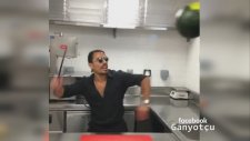 Nusret Fruit Ninja Oynarsa