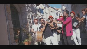 Romantik Erhan - Acılı Bacılı Romantik Erhan - Acılı Bacılı