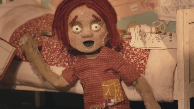 Fixing Luka (2012) Fragman
