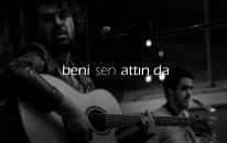 Halil Sezai - İçim Paramparça (Lyrics)