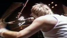 Queen - We Are The Champions (Live At Wembley Stadium, Saturday 12 July 1986)