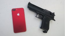 Kırmızı iPhone 7, Mermilere Ne Kadar Dayanıklı?