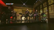 İlyas Yalçıntaş - İçimdeki Duman (Kral Pop Akustik)