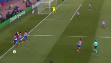 Karim Benzema'nın Rencide Eden Çalımı