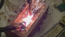 5000 Amp Elektrik Akimi Ile Metalleri Eritmek