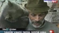 Evinde Ayı Yavrusu Besleyen Adam - 2005