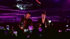 Cem Adrian & Ceylan Ertem - Bu Su Hiç Durmaz (Live)