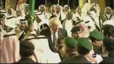 Domald Trump'tan Kılıç Dansı