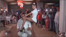 Düğünde Yürek Hoplatan Hemşire Kıyafetli Dansçı