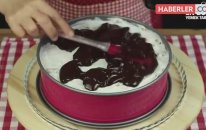 Bisküvili Kolay Yaş Pasta Tarifi