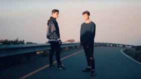Martin Garrix - Troye Sivan - There For You Martin Garrix - Troye Sivan - There For You