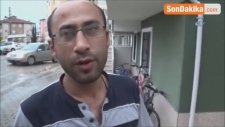 Hız Kesici Kasis'de Biriken Yağmur Bir Evin Sular Altında Kalmasına Neden Oldu