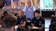 Fransa Milli Takımı Kampında Griezmann Varane'ı Kıskandı