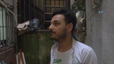 Otelin Yangın Merdivenine Asma Kilit Takılmış