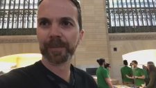 Kapısı Penceresi Olmayan Apple Mağazası