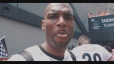 Ryan Babel Çekimleri ile Şampiyonluk Kutlamaları (Altyazılı)