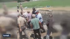 Baz İstasyonunu İstemeyen Vatandaşlar İnşaat Demir İskeletini Yıktı
