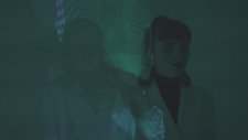 Chlöe Howl - Magnetic