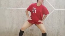 Twerk Dansı Kalça Sallama.