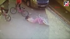 Parke Taşıyla Dehşet Saçtı