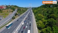 Fatih Sultan Mehmet Köprüsü'ndeki Trafik Yoğunluğu Havadan Görüntülendi