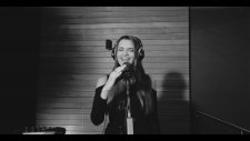 Leyla Lydia Tuğutlu - Senden Daha Güzel