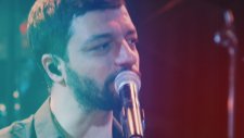 Mehmet Erdem - Bir Elmanın Yarısı