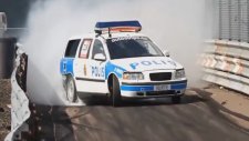 Polis Otomobillerini Volvo'dan Seçmek